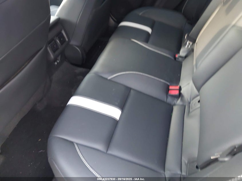 2025 TOYOTA CAMRY SE 4T1DAACK3SU194421