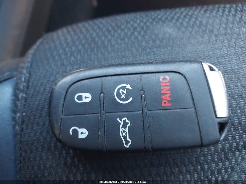 2015 CHRYSLER 200 S - 1C3CCCDG0FN718144