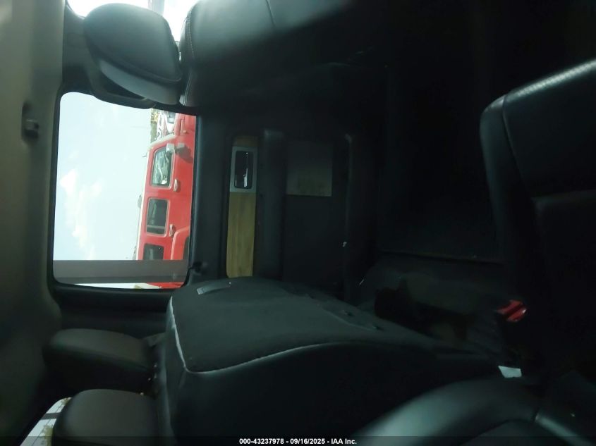 2011 Ford F-150 Lariat VIN: 1FTFW1CT2BFB73166 Lot: 43237978