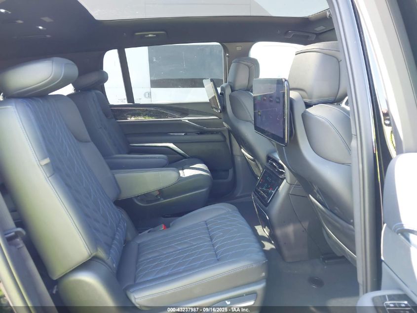 2025 Cadillac Escalade Iq Sport 1 Awd VIN: 1GYTEEKL8SU101277 Lot: 43237987