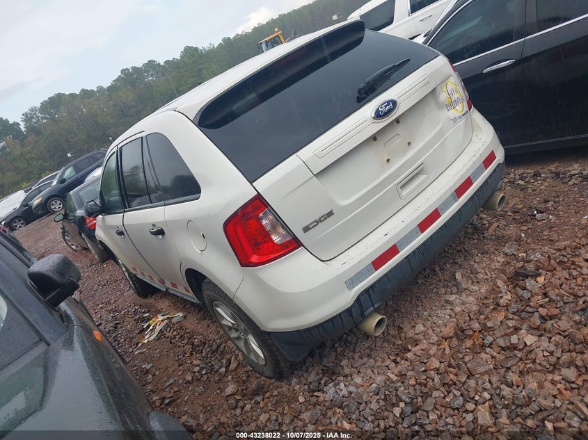 2FMDK3GC1DBE30665 2013 FORD EDGE photo no. 3