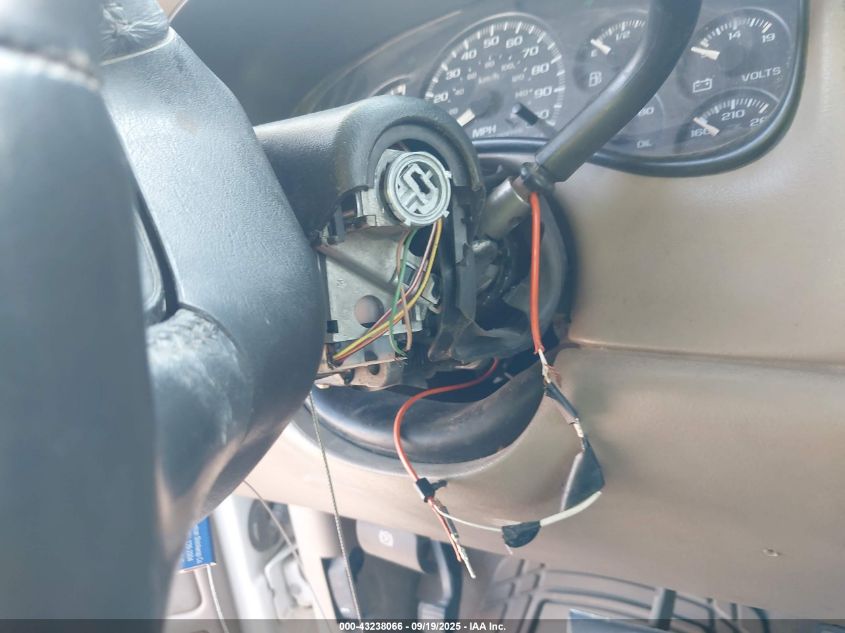 2002 Chevrolet Silverado 3500 Ls VIN: 1GCJK33182F225450 Lot: 43238066