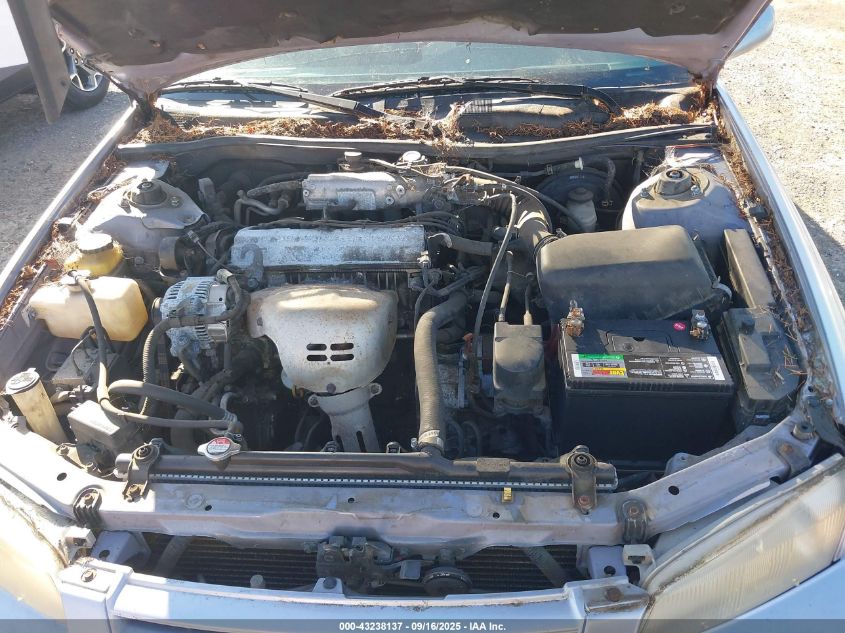 1998 Toyota Camry Le VIN: JT2BG22K9W0186606 Lot: 43238137