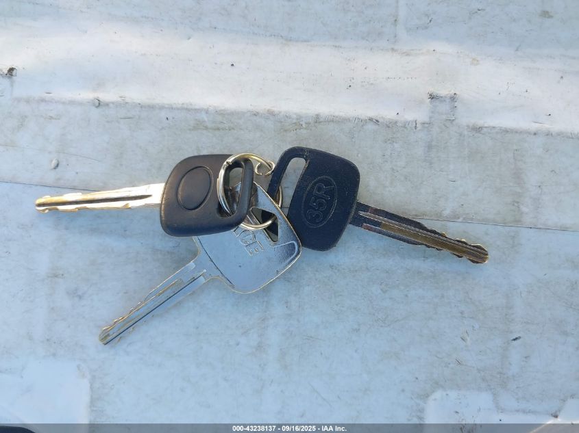 1998 Toyota Camry Le VIN: JT2BG22K9W0186606 Lot: 43238137