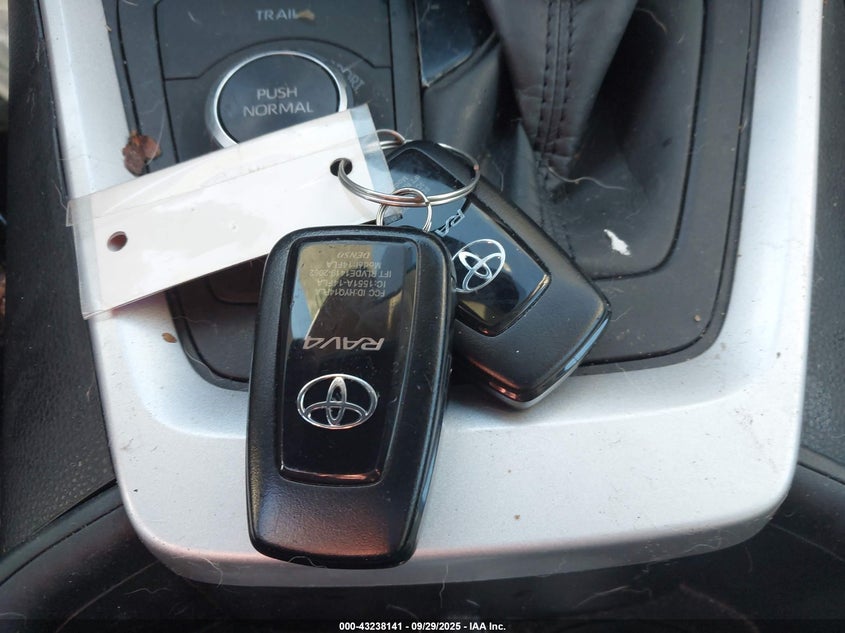 2024 TOYOTA RAV4 XLE PREMIUM - 2T3B6RFV1RW069352