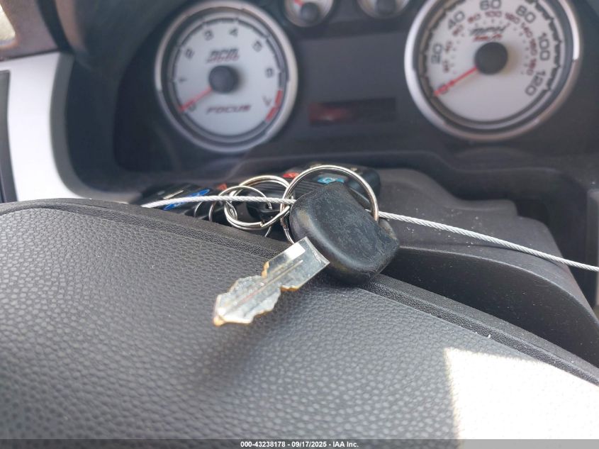 2011 Ford Focus Sel VIN: 1FAHP3HN6BW177643 Lot: 43238178