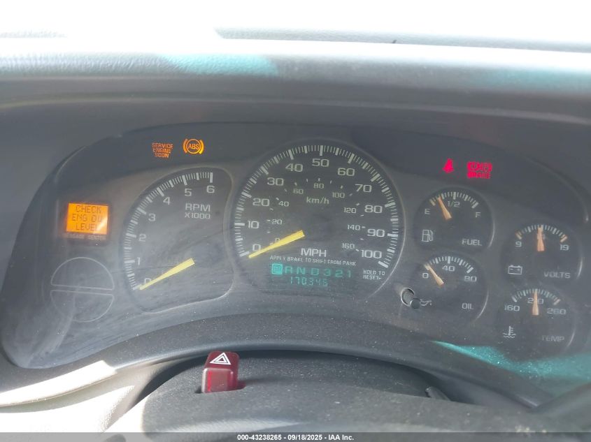 2000 Chevrolet Silverado 1500 VIN: 1GCEC14V3YZ150782 Lot: 43238265