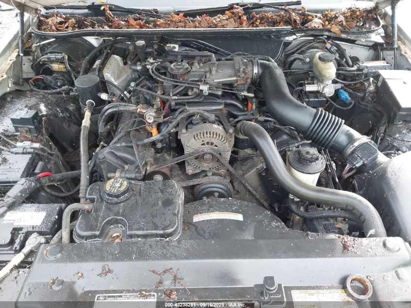 2000 Mercury Grand Marquis Ls VIN: 2MEFM75W3YX613083 Lot: 43238281