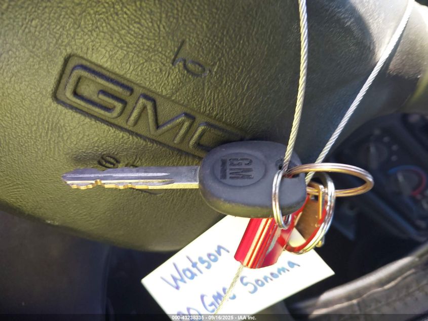 2000 GMC Sonoma Sls VIN: 1GTCT19W4Y8195325 Lot: 43238335