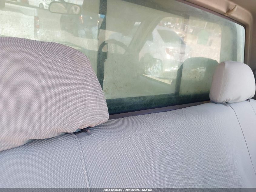 1998 Chevrolet C2500 Fleetside VIN: 1GCGC24R6WZ140441 Lot: 43238446