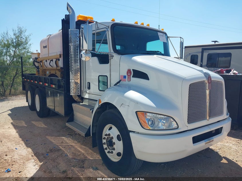 2NKHLM9X8EM392624 2014 Kenworth Construction T370 auction photo 1