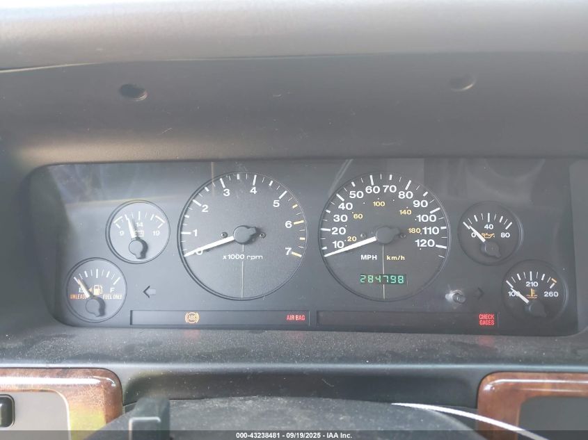 1996 Jeep Grand Cherokee Laredo VIN: 1J4FX58S2TC398351 Lot: 43238481