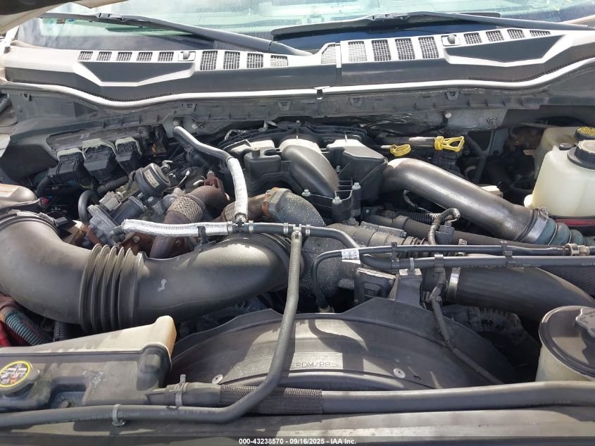 2017 Ford F-550 Chassis Super Duty VIN: 1FD0X5HT7HEF10303 Lot: 43238570