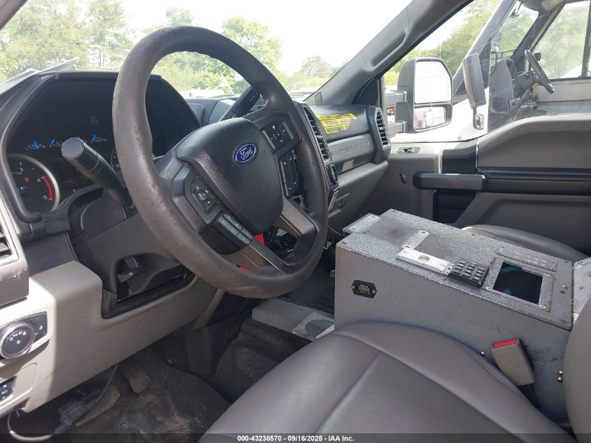 2017 Ford F-550 Chassis Super Duty VIN: 1FD0X5HT7HEF10303 Lot: 43238570