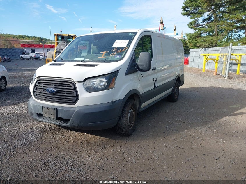 1FTYR1YM5FKA13264 2015 FORD TRANSIT photo no. 2