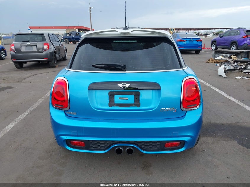 2016 MINI HARDTOP COOPER S - WMWXU3C58G2B66888