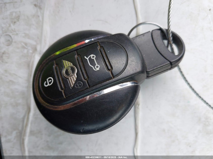 2016 MINI HARDTOP COOPER S - WMWXU3C58G2B66888