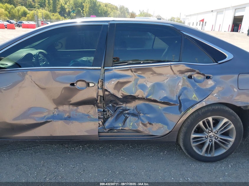 2015 Toyota Camry Se VIN: 4T1BF1FK3FU088867 Lot: 43238711