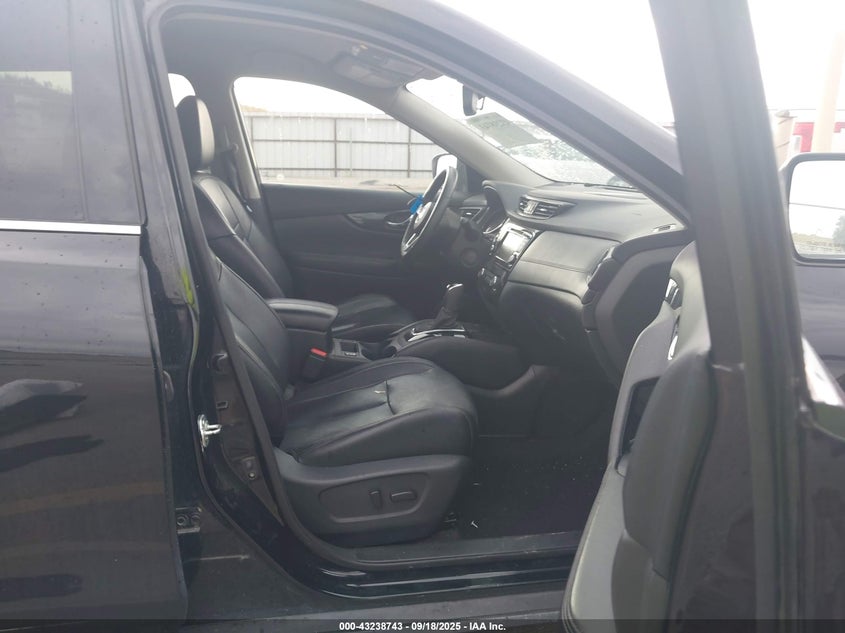 2019 NISSAN ROGUE SL - 5N1AT2MV1KC827709