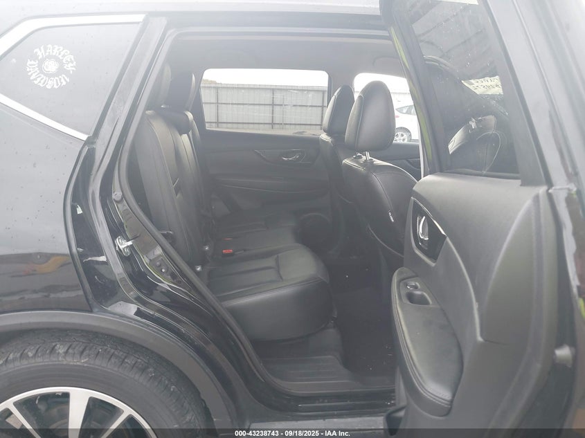 2019 NISSAN ROGUE SL - 5N1AT2MV1KC827709