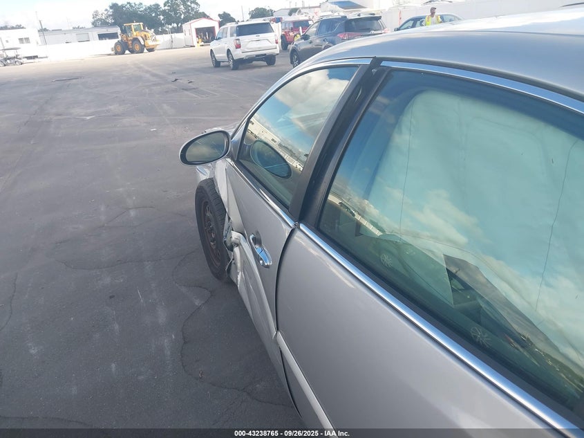 2007 Buick Lacrosse Cx VIN: 2G4WC582371237709 Lot: 43238765