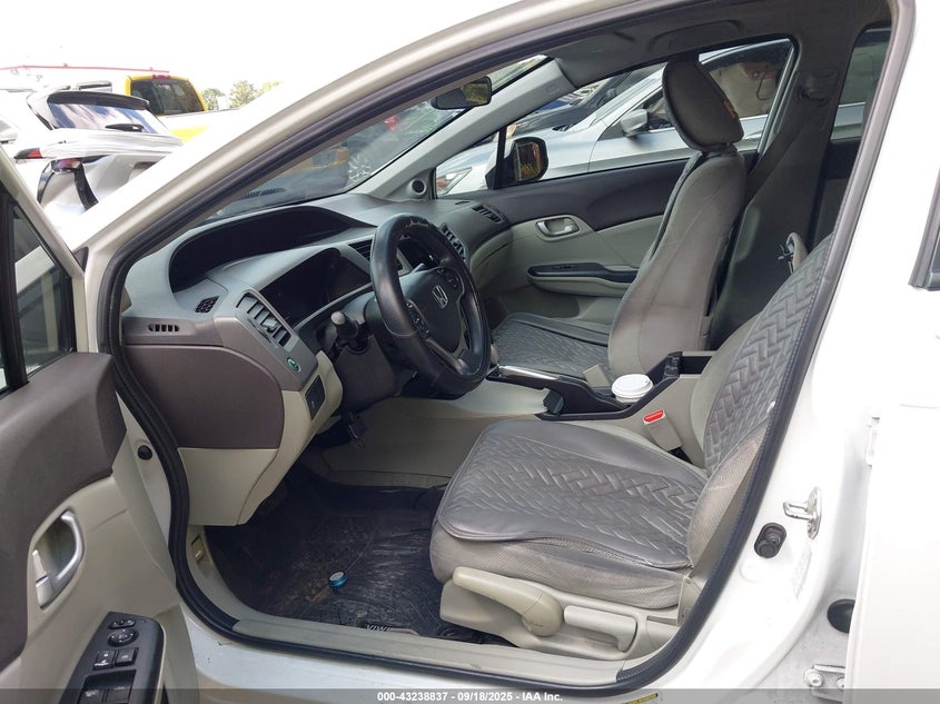 19XFB2F81CE097587 2012 HONDA CIVIC photo no. 5