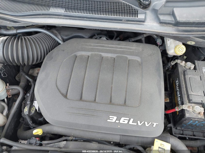 2011 Volkswagen Routan Se VIN: 2V4RW3DG2BR717819 Lot: 43238939