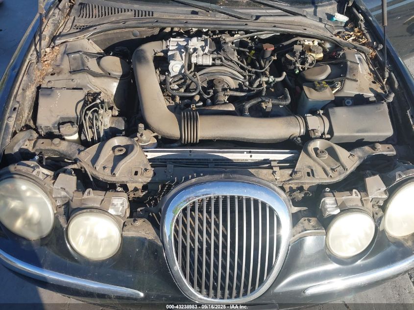 2001 Jaguar S-Type 4.0L V8 VIN: SAJDA01P81GM02644 Lot: 43238983