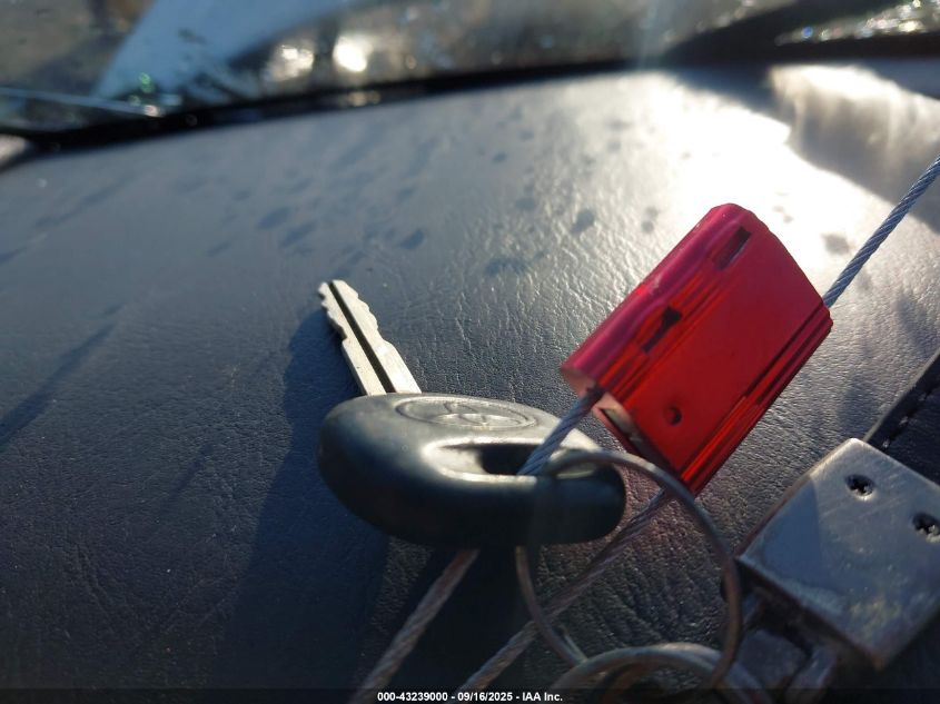 2003 Toyota Avalon Xl/Xls VIN: 4T1BF28B03U326821 Lot: 43239000