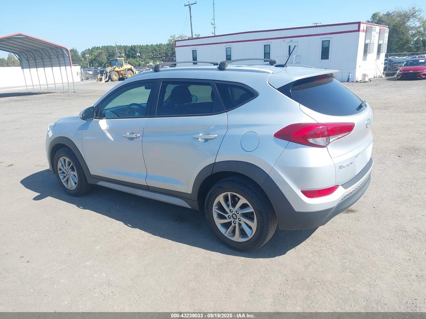 2017 HYUNDAI TUCSON SE - KM8J33A40HU412658