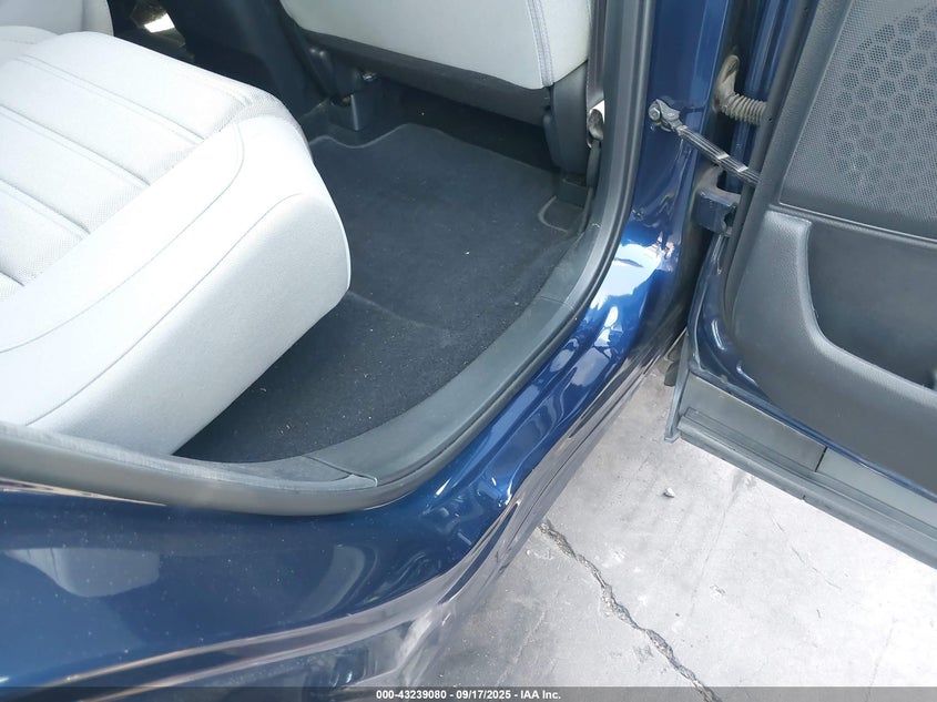 2018 HONDA CR-V LX - 2HKRW5H38JH424189