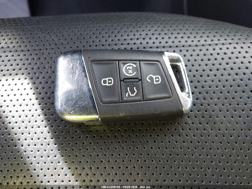 2021 Volkswagen Atlas 3.6L V6 Sel Premium VIN: 1V2TR2CA9MC527086 Lot: 43239285