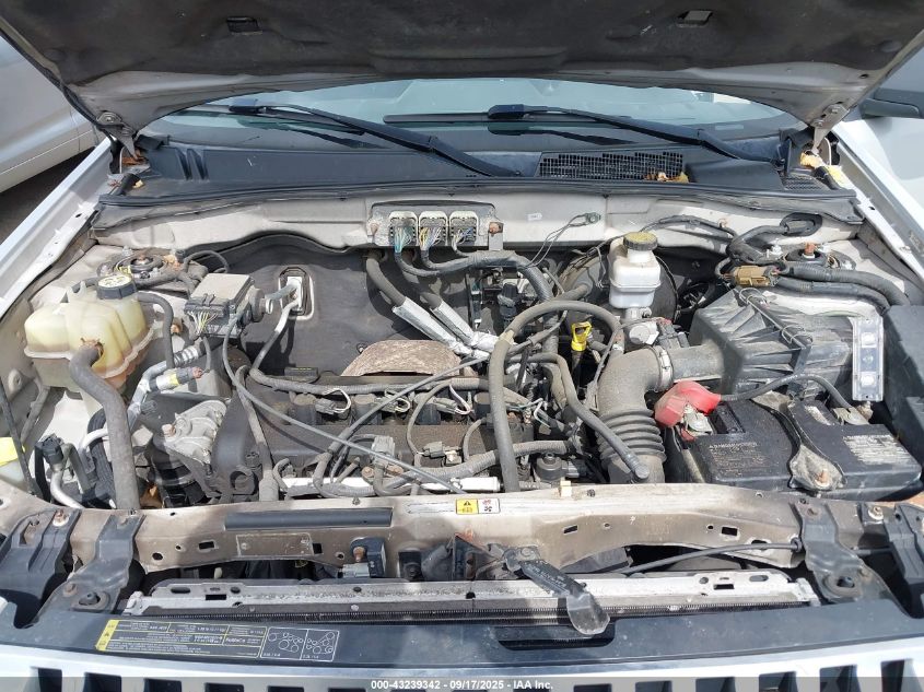 2008 Mercury Mariner I4 VIN: 4M2CU81Z98KJ08818 Lot: 43239342