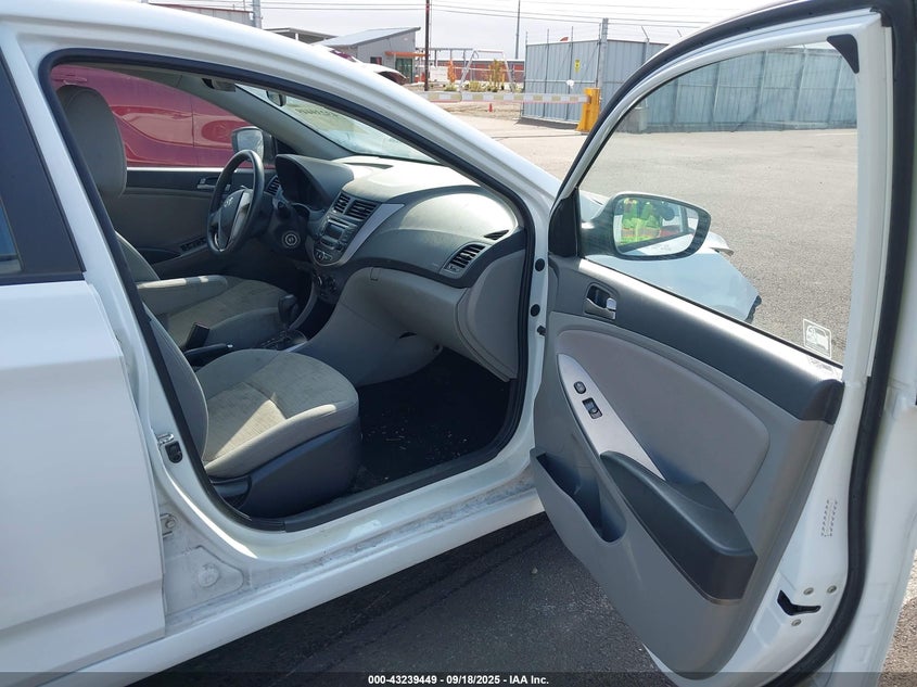 2016 HYUNDAI ACCENT SE - KMHCT4AE0GU105755