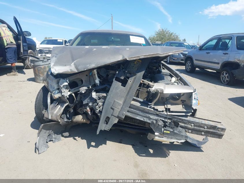 2003 Mercury Grand Marquis Gs VIN: 2MEFM74W03X635598 Lot: 43239450