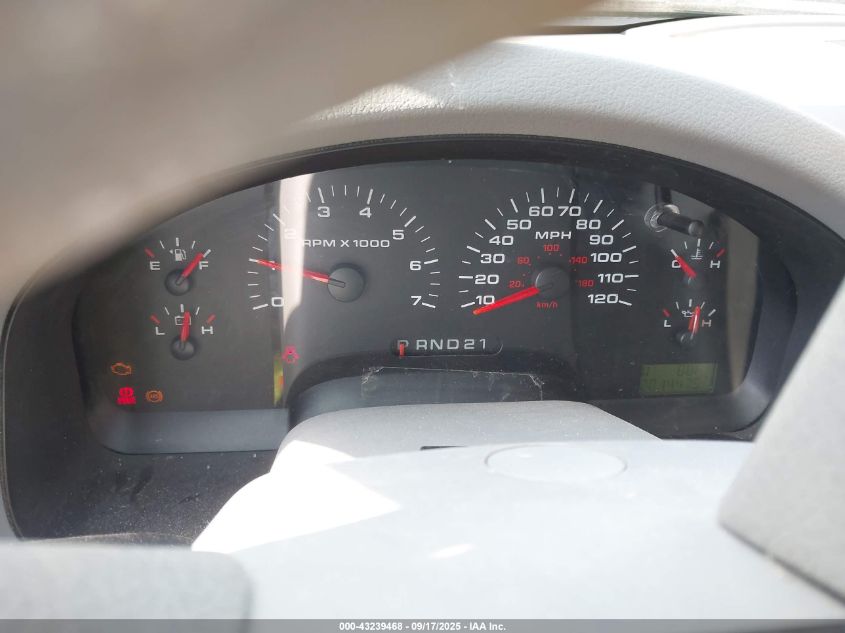 2004 Ford F-150 Stx/Xl/Xlt VIN: 1FTRX12W24NB25634 Lot: 43239468