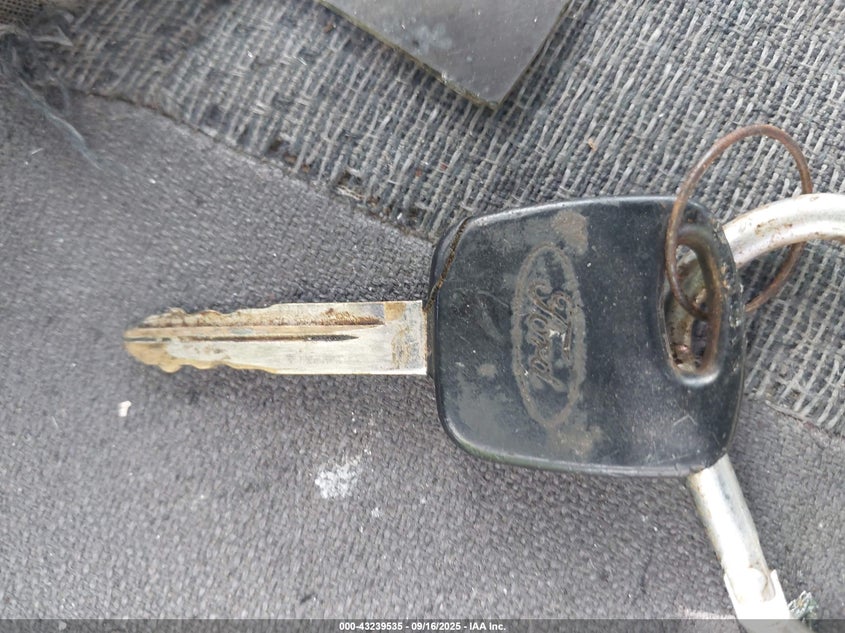 2003 Ford F-150 Xl/Xlt VIN: 1FTRF18W73NB39036 Lot: 43239535