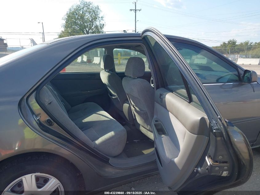 2004 Toyota Camry Le VIN: 4T1BE32K84U835347 Lot: 43239668