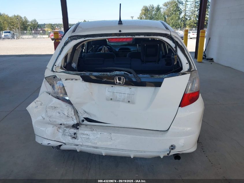 2013 Honda Fit VIN: JHMGE8H3XDC011975 Lot: 43239674