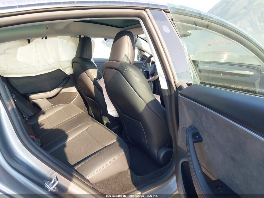 2025 Tesla Model 3 Long Range All-Wheel Drive VIN: 5YJ3E1EB9SF915514 Lot: 43239716