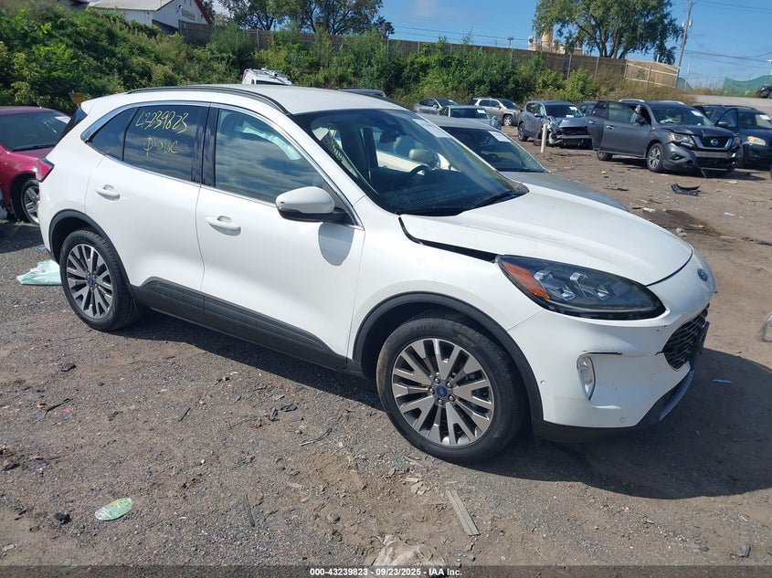 FORD ESCAPE TITANIUM