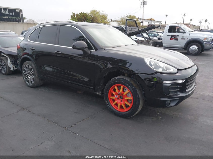 2016 PORSCHE CAYENNE - WP1AA2A29GLA10613