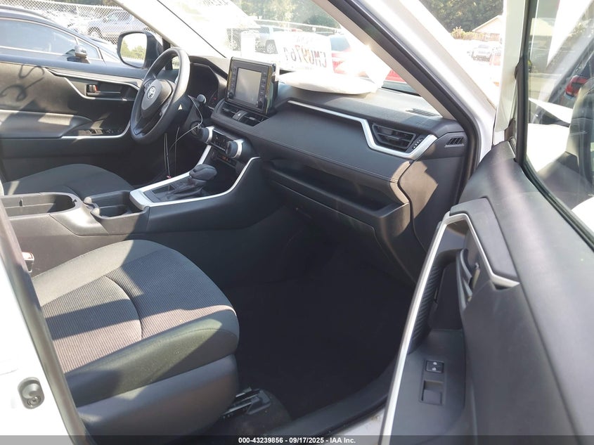 2019 TOYOTA RAV4 LE - 2T3H1RFV9KW057125