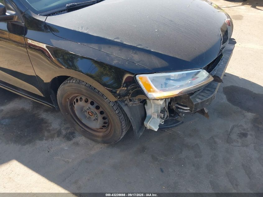 2012 Volkswagen Jetta 2.0L S VIN: 3VW2K7AJ0CM358569 Lot: 43239866