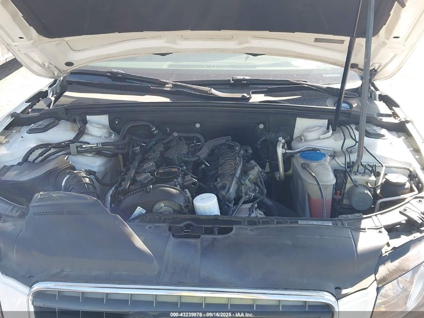 2010 Audi A5 2.0T Premium VIN: WAUCFAFH8AN016043 Lot: 43239878