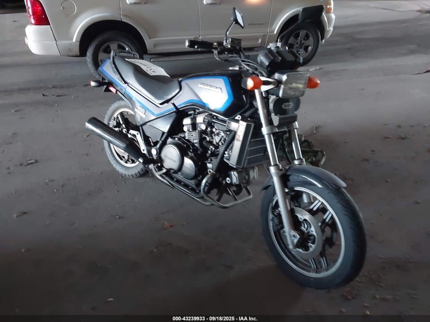 1HFSC1706FA105033 1985 Honda Vf1100 S auction photo 1
