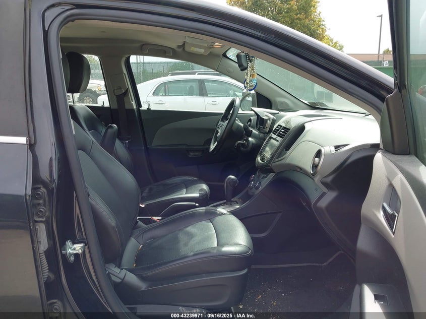 2015 CHEVROLET SONIC LTZ AUTO 1G1JE6SB5F4187091