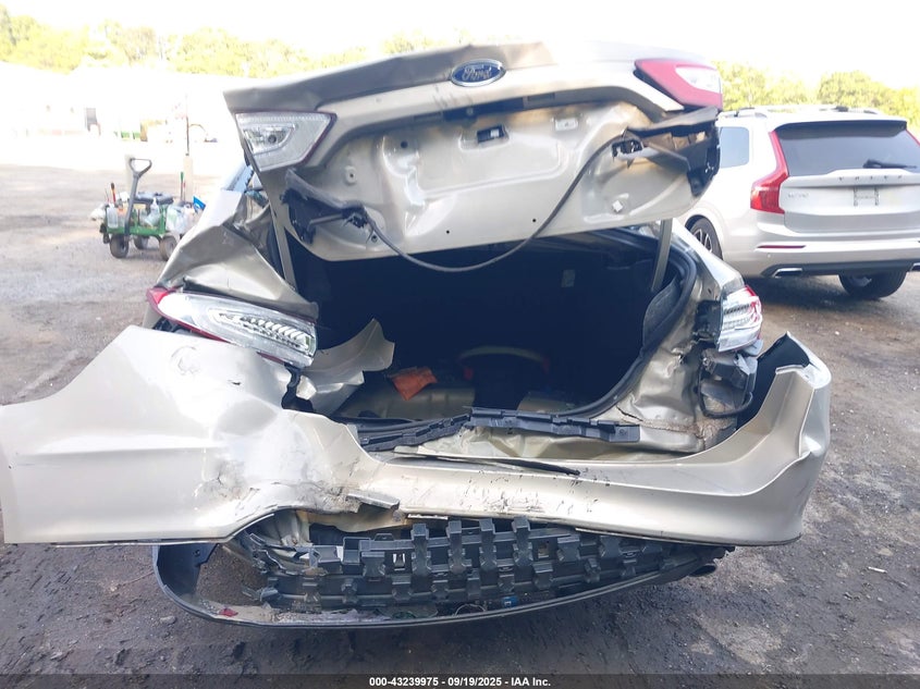 2015 Ford Fusion S VIN: 3FA6P0G73FR289446 Lot: 43239975