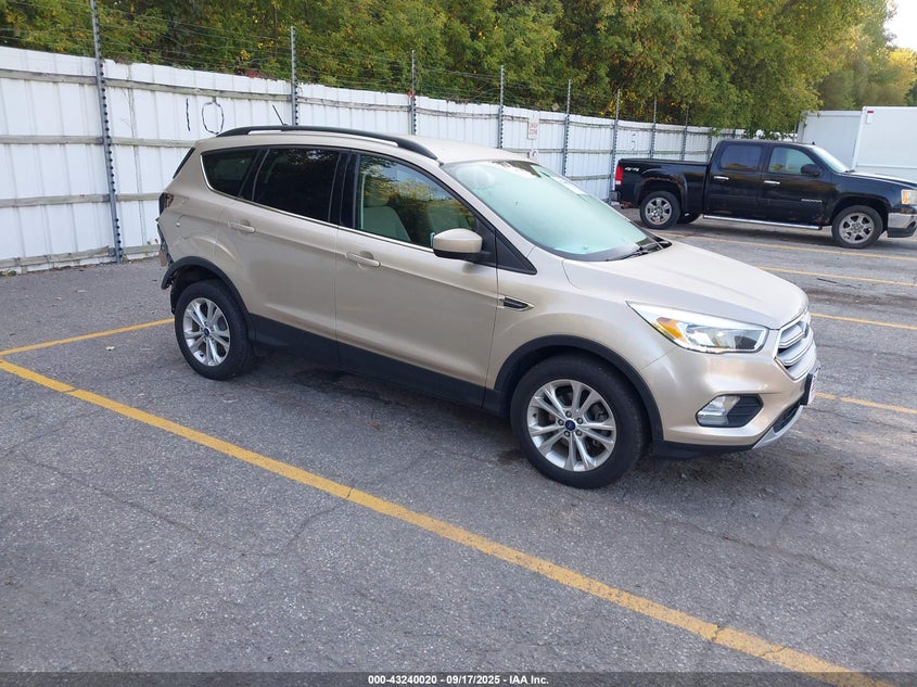 FORD ESCAPE SE