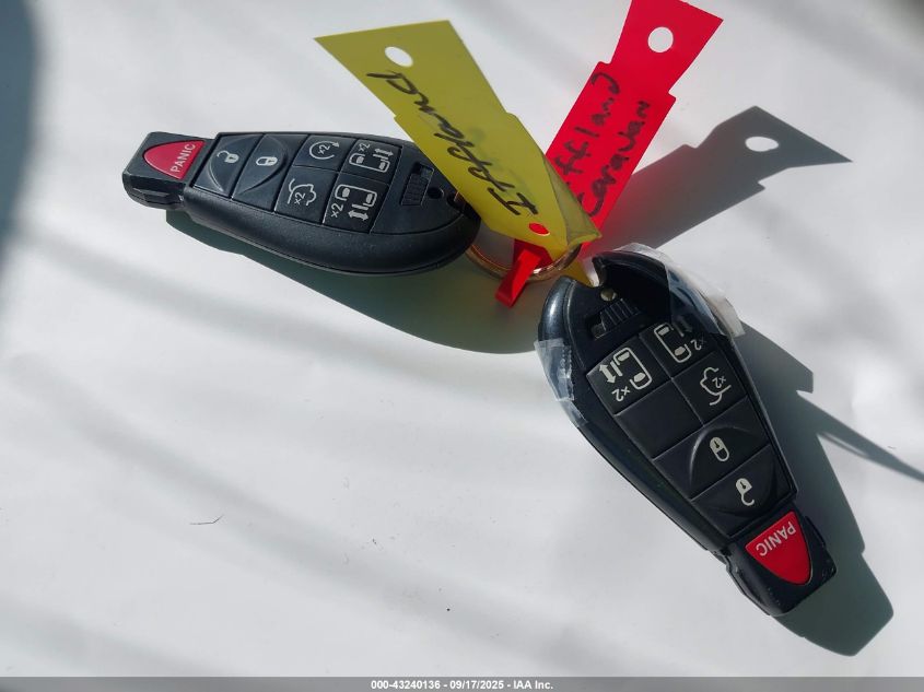 2016 Dodge Grand Caravan R/T VIN: 2C4RDGEG0GR389166 Lot: 43240136